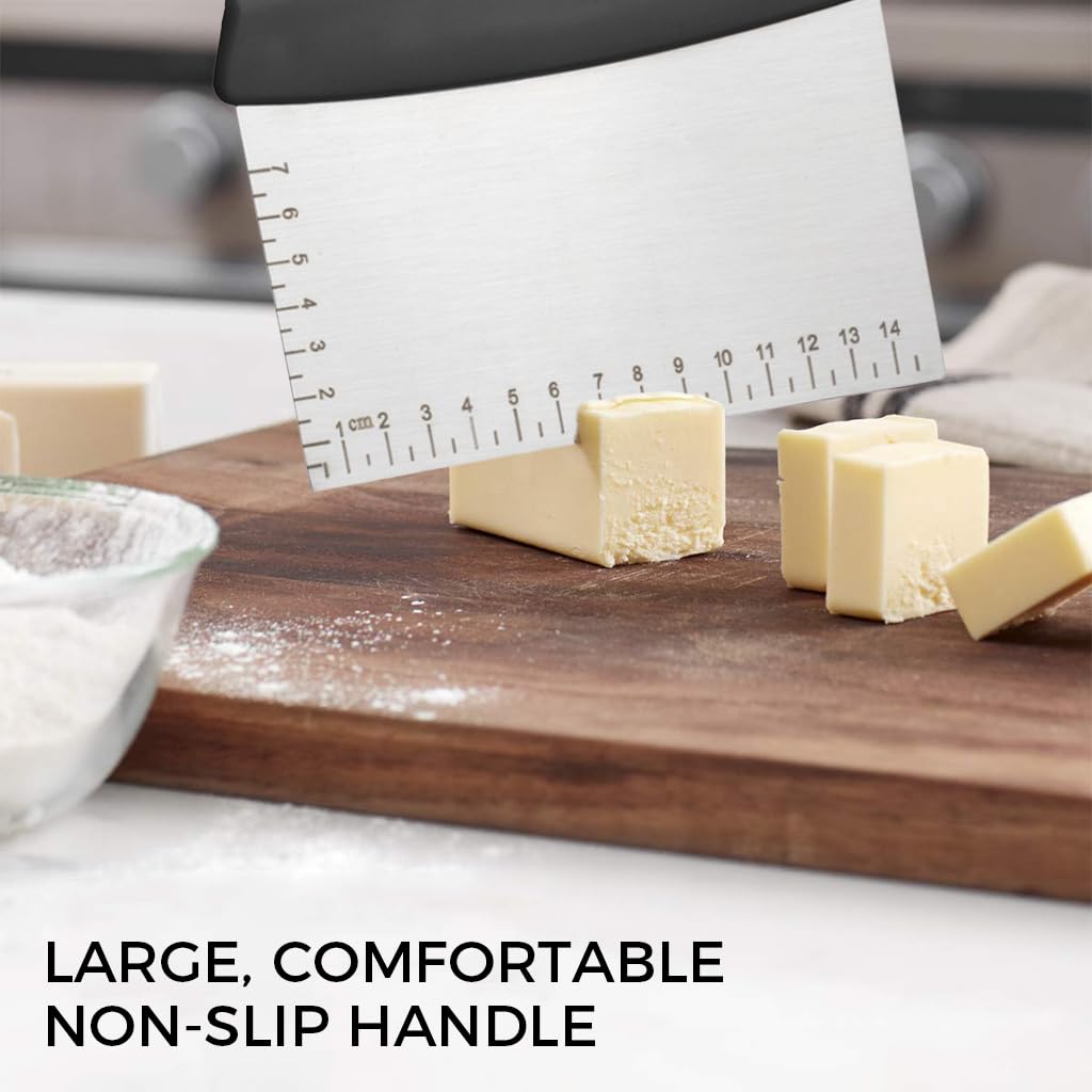 ZIBUYU Bench Scraper Stainless Steel Scraper with Scales PP Handle 6.3 Inches Dough Scraper Multi-Purpose Kitchen Cooking Pastry Scraper Knife Scale, (Black) ZIBUYU Bench Scraper Stainless Steel Scraper with Scales PP Handle 6.3 Inches Dough Scraper Multi-Purpose Kitchen Cooking Pastry Scraper Knife Scale, (Black)